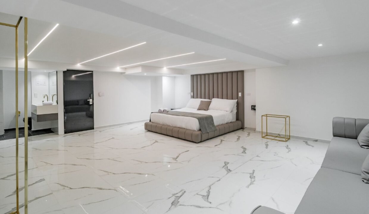 Provenza Parque Lleras Hotel for Sale Medellin