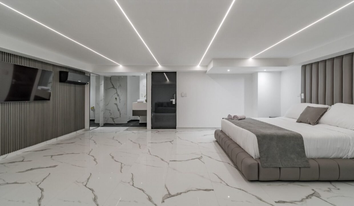 Provenza Parque Lleras Hotel for Sale Medellin
