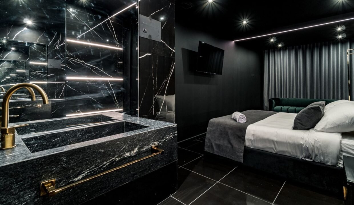 Provenza Parque Lleras Hotel for Sale Medellin