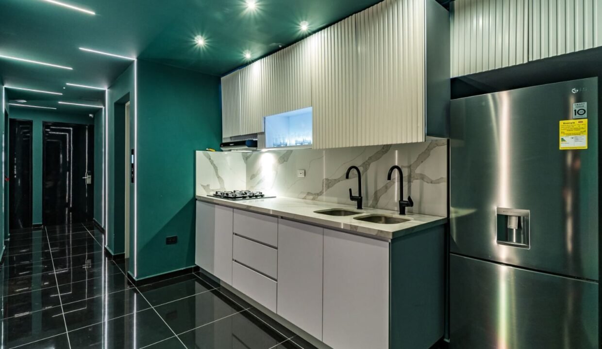 Provenza Parque Lleras Hotel for Sale Medellin