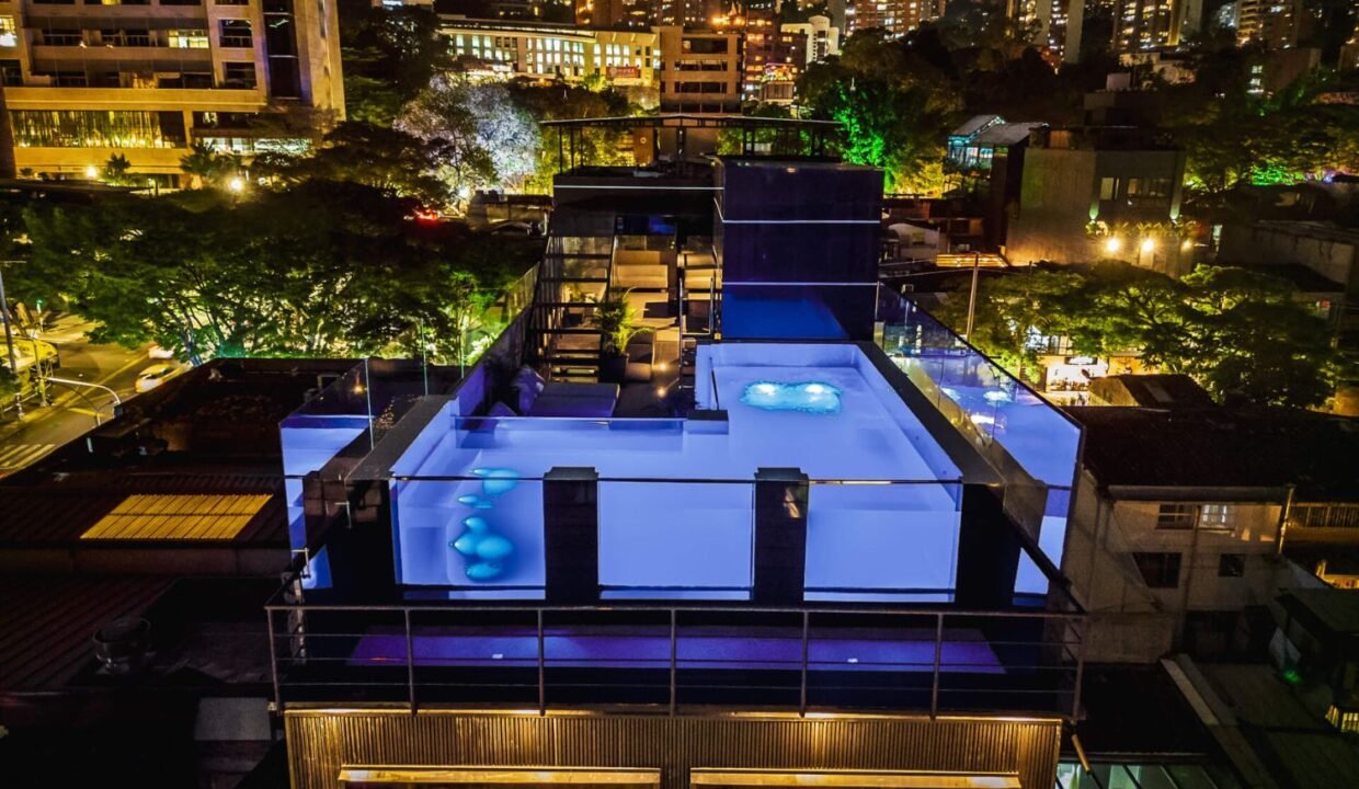 Provenza Parque Lleras Hotel for Sale